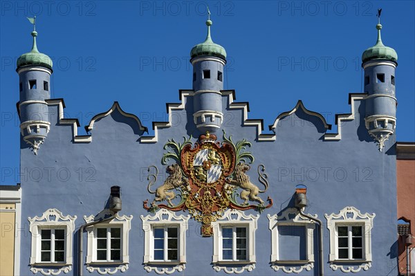 Stuccoed Bavarian coat of arms on the pediment of the City Hall of Burghausen