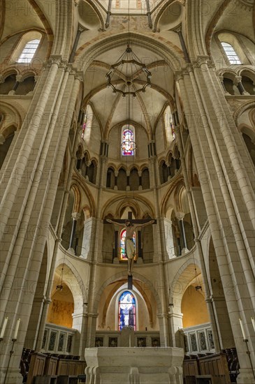 Altar with choir and apse of the Late Romanesque cathedral of St. George or Limburg Cathedral