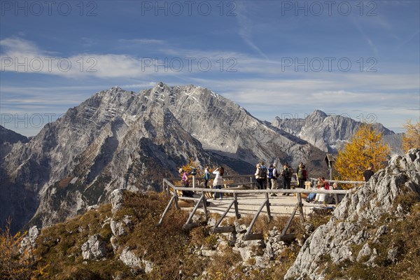 Viewing platform at the summit of Mt Jenner