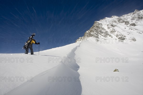 Snowboarder