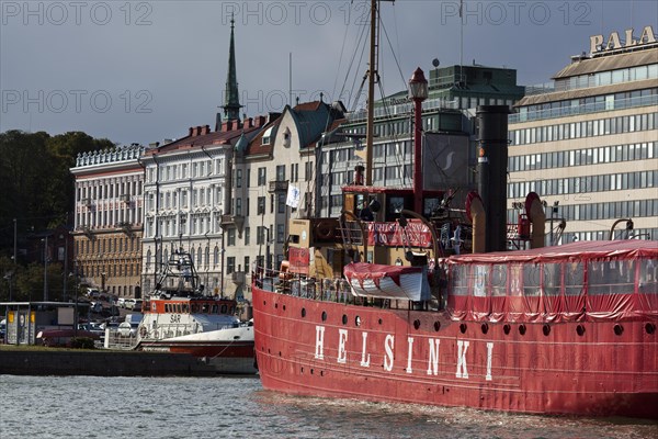 South Harbour with an excursion boat and Sodra Kajen quay