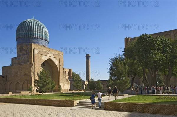 Bibi-Khanym Mosque