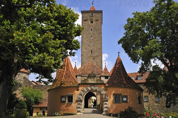 The Castle Gate with two gatekeepers cottages