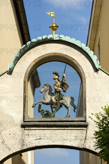 St. George slaying the Murnau dragon