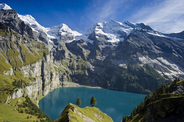 Oeschinensee Lake