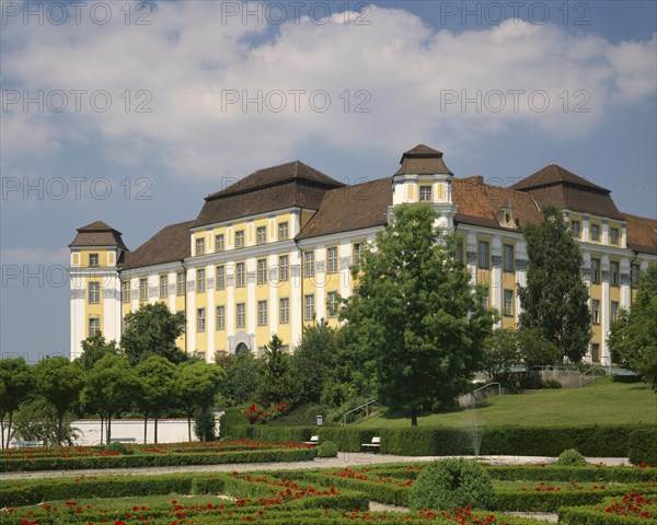 Neues Schloss or New Palace