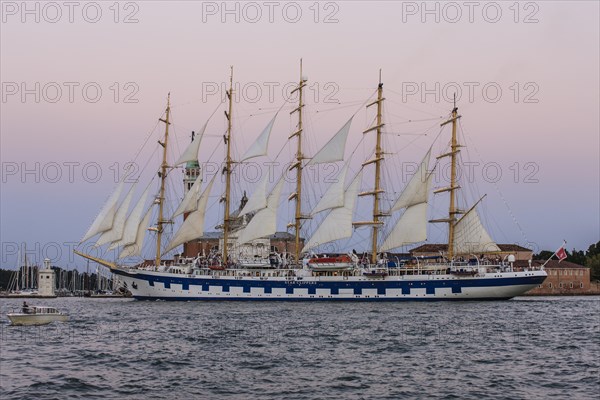 Royal Clipper