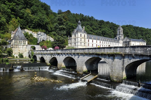 Abbey of Saint Pierre and Pont Coude bridge