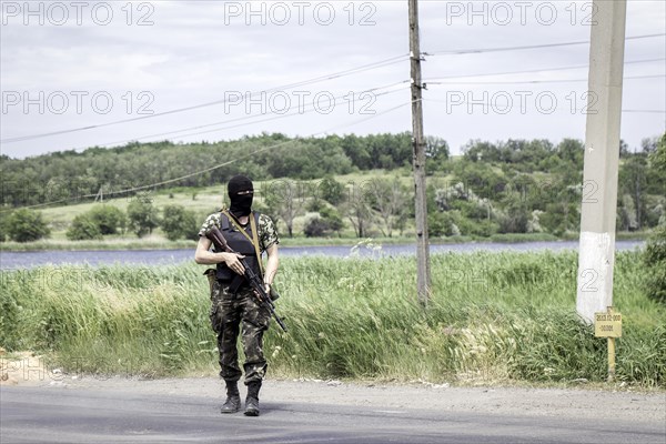Road checkpoint of the pro-Russian forces