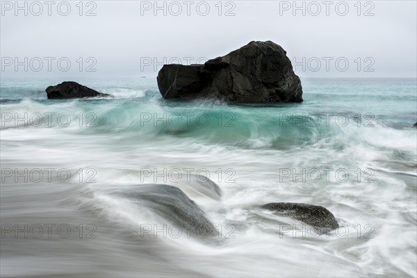 Beach of Utakleiv