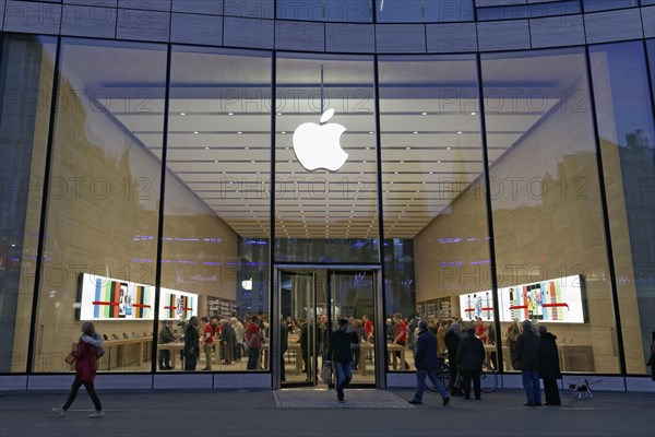 Apple Store in Ko-Bogen