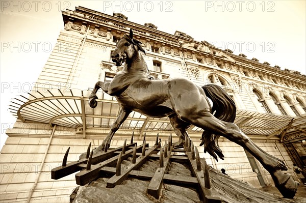 Sculpture Cheval a la herse