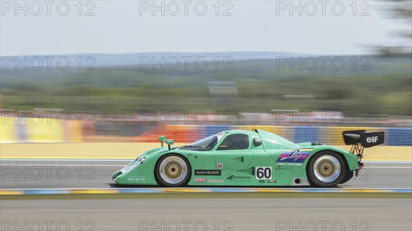 Cheetah No. 60 with driver Eric Rickenbacher in the qualification for the group C legends race