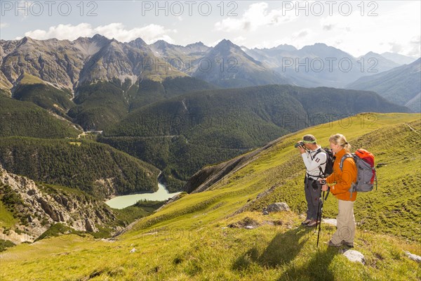 Hikers descending from Mt Murter into the Spol Valley