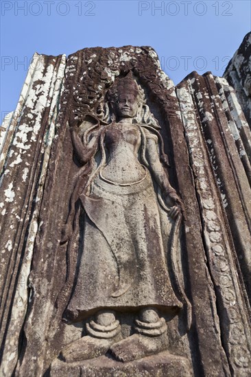 Original bas relief of an Apsara from the Bayon