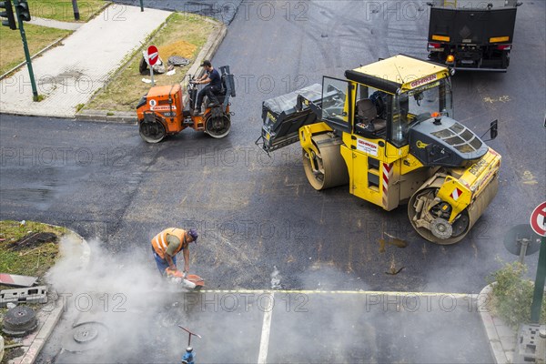 Roller compactors