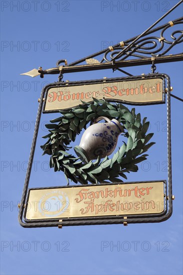 Inn sign lettering 'Romer-Bembel'