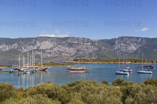 Tour boats at Sedir Island