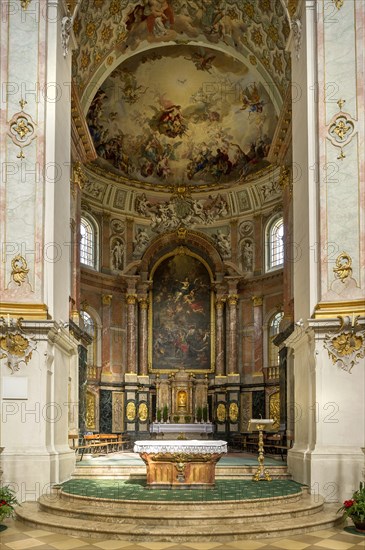 Choir with high altar by Joseph Lindner