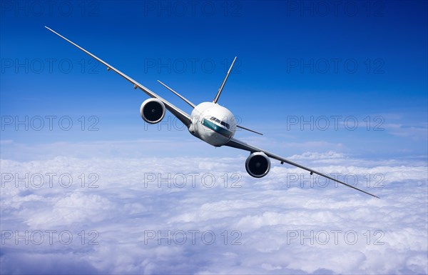 Cathay Pacific Boeing 777-367 ER in flight