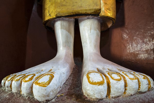 Buddha statue