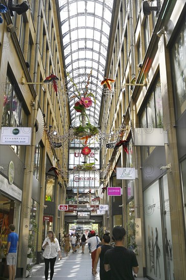 Shopping arcade