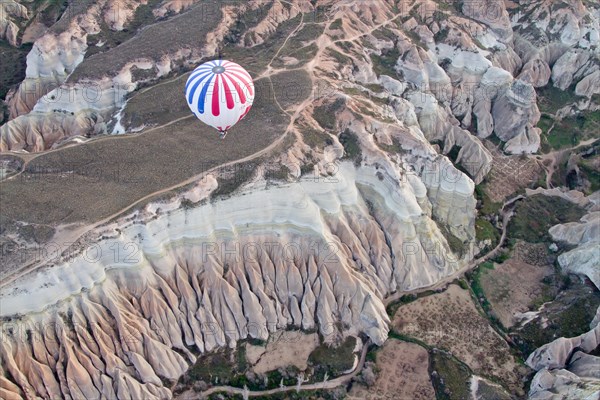 Hot air balloon