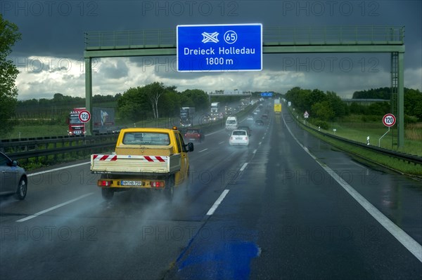 Traffic during heavy rain and poor visibility