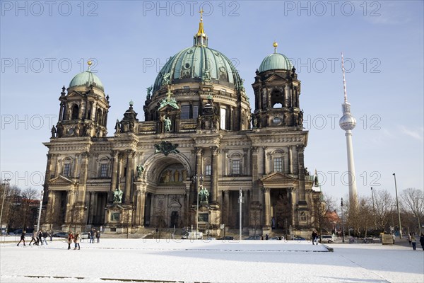 Berlin Cathedral and Television Tower in winter