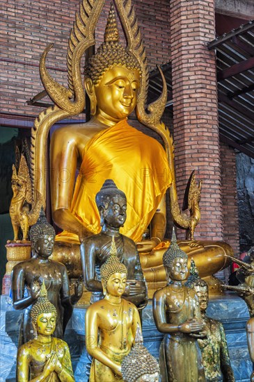 Buddha statues