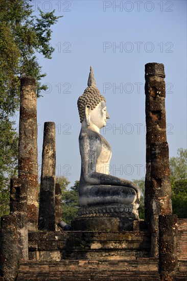 Buddha statue