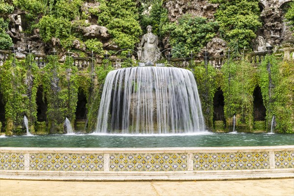 Fontana dell'Ovato