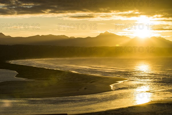 Sunrise on the coast of the Indian Ocean