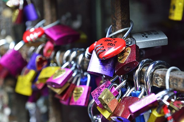 Love locks