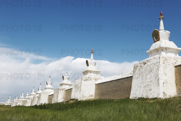 Stupas of the outer wall