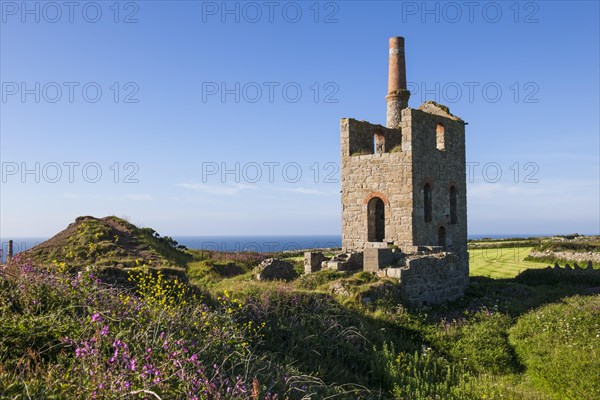 Ruins of the engine house of the former tin and copper mine Levant Mine