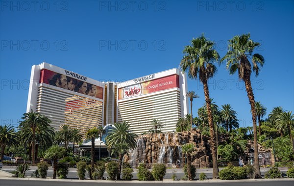Casino and luxury hotel The Mirage