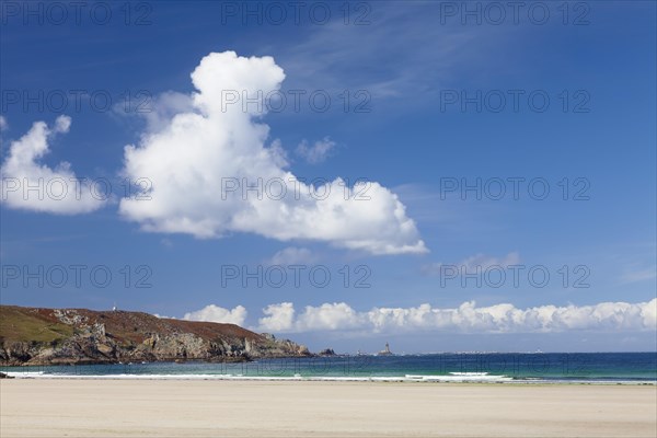 View from the Baie des Trepasses to Pointe du Raz