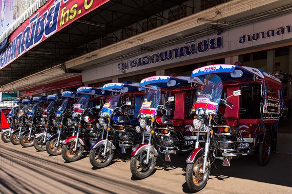 Tuk-tuk shop