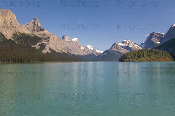 Maligne Lake