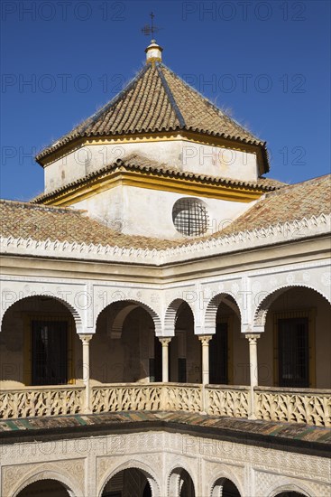 The colonnaded upper floor of the mansion Casa de Pilatos