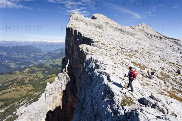 Mountain climber on the Kreuzkofelscharte