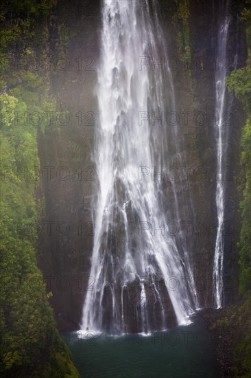 Manawaiopuna Falls