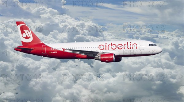 Air Berlin Airbus A320-214 in flight