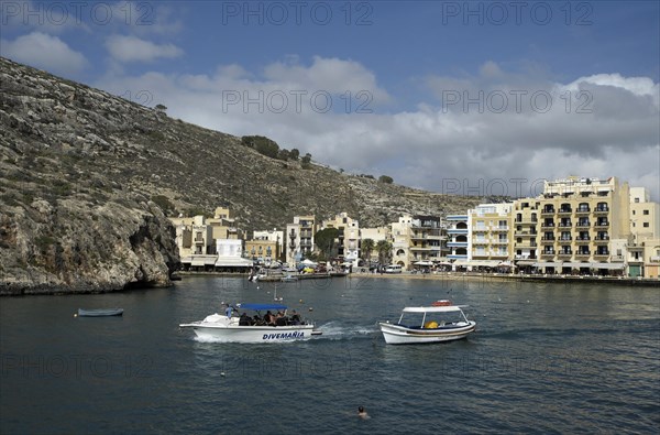 Xlendi Bay