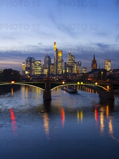 Ignatz-Bubis-Brucke bridge