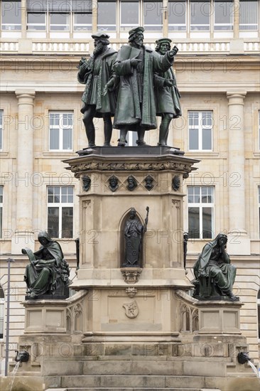 Gutenberg monument