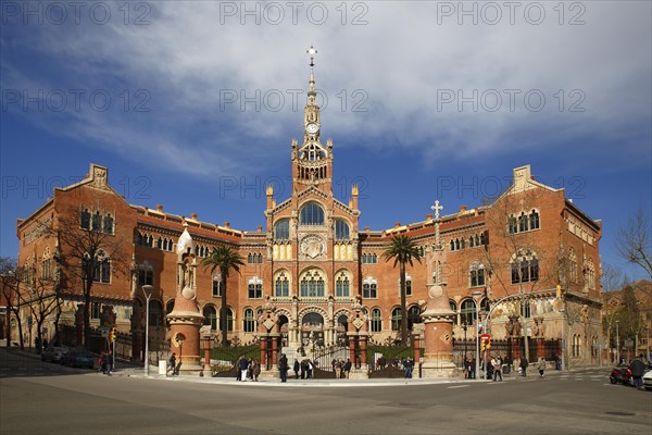Main entrance of the former Hospital de la Santa Creu i Sant Pau