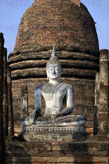 Buddha statue