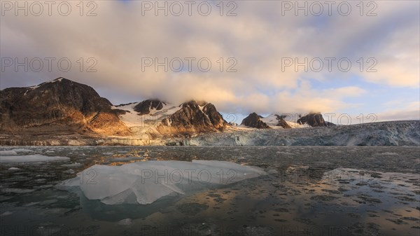 Glacier landscape